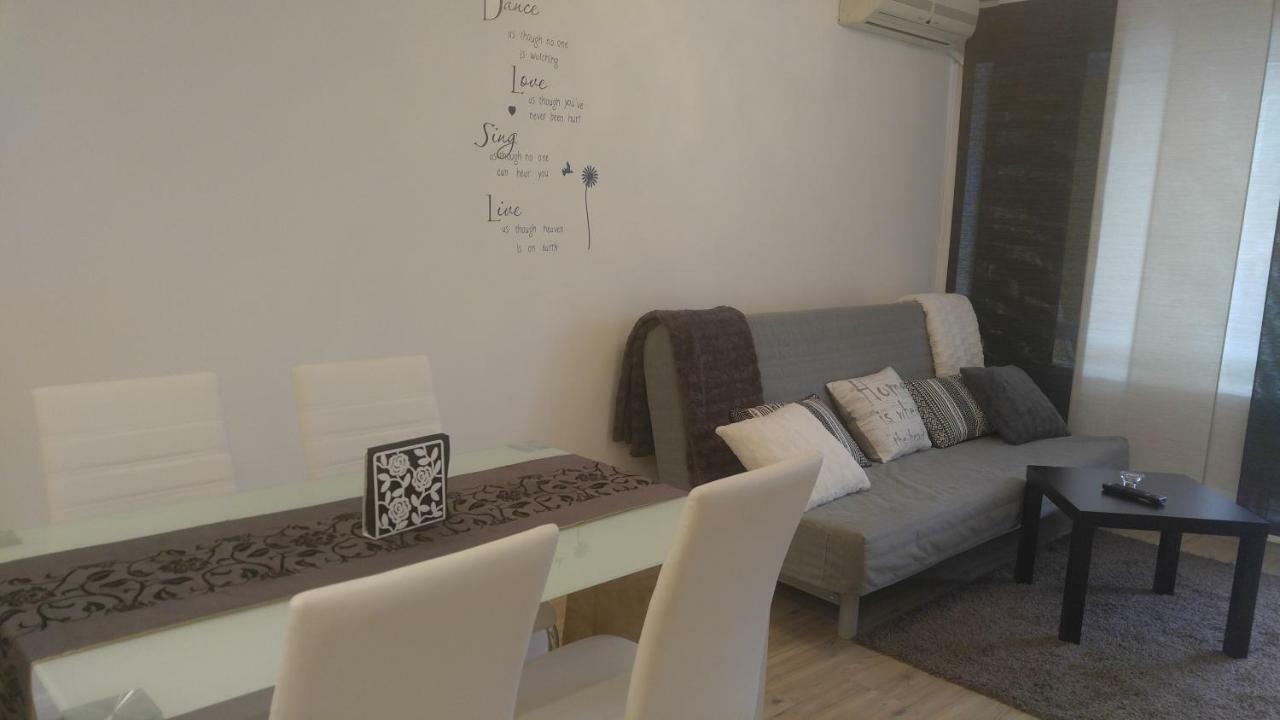 Modern Apartment Sofia Center Экстерьер фото